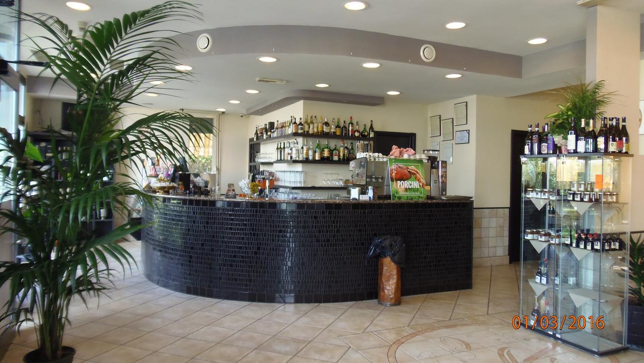 Albergo Sirena Bazzano Exteriör bild