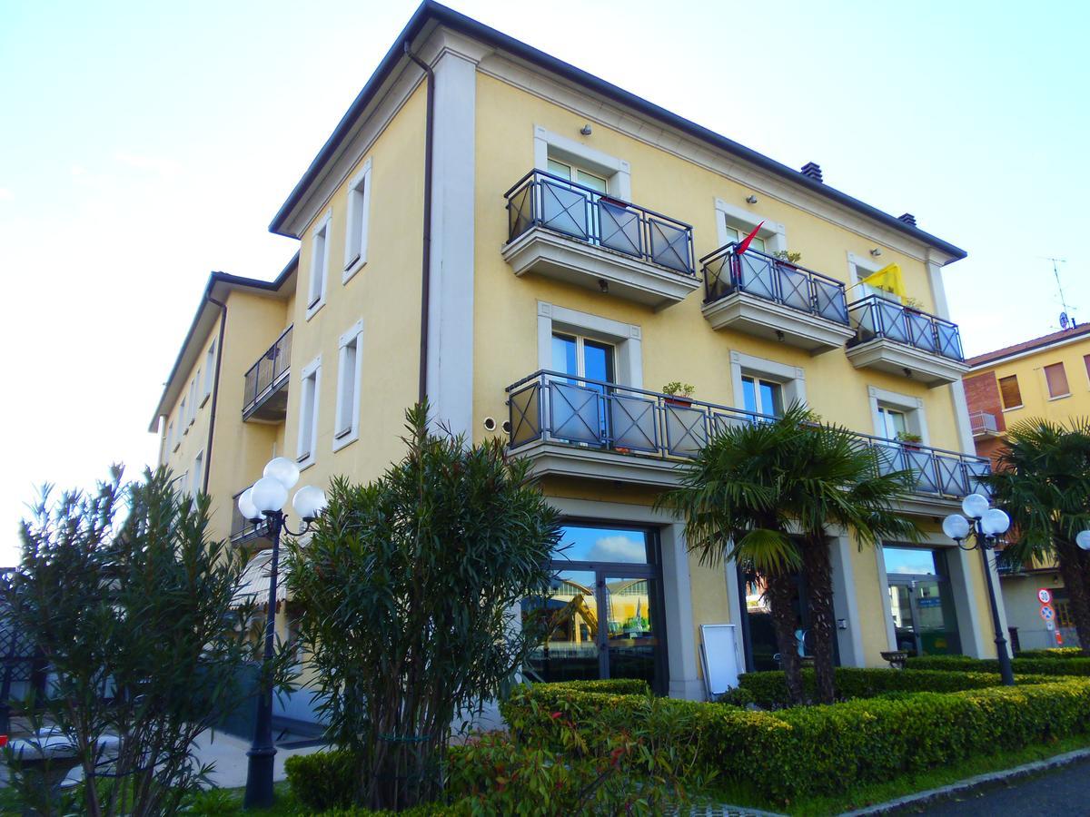 Albergo Sirena Bazzano Exteriör bild